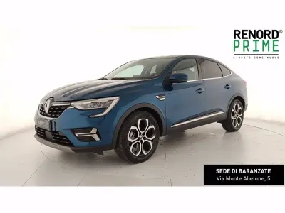 Usata Renault Arkana Techno 143 CV (105 kW) 2023 Blu scuro SUV