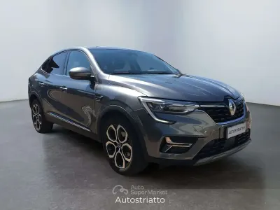 Usata Renault Arkana Techno 143 CV (105 kW) 2023 Grigio SUV