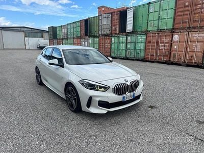 Usata BMW 116 M Sport 116 CV (85 kW) 2021 Bianco Utilitaria