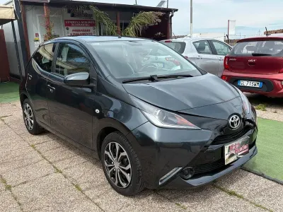 Second-hand Toyota Aygo Business Edition 69 CP (50 kW) 2018 Gri Hatchback
