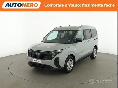 Usata Ford Tourneo Courier Titanium 125 CV (91 kW) 2024 Grigio Monovolume