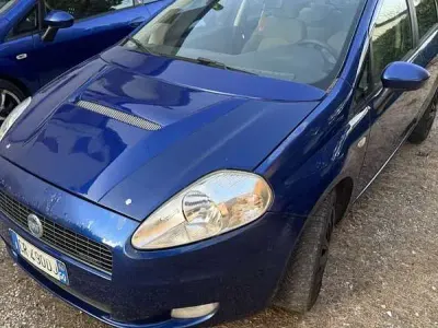 Usata Fiat Punto 80 CV (58 kW) 2006 Utilitaria