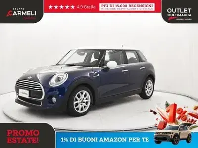 Usata Mini Cooper D 116 CV (85 kW) 2018 Deep blue metallizzato Utilitaria