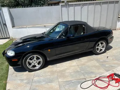 Usata Mazda MX5 110 CV (80 kW) 2003 Nero Cabrio