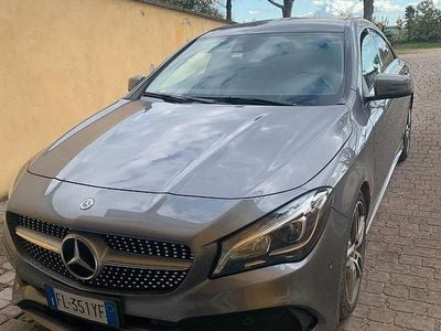 Usata Mercedes CLA200 Premium 136 CV (100 kW) 2017 Grigio Berlina