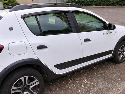 Usata Dacia Sandero Stepway 95 CV (69 kW) 2020 Bianco Berlina