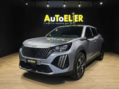 Usata Peugeot 2008 Allure 145 CV (106 kW) 2025 Grigio SUV