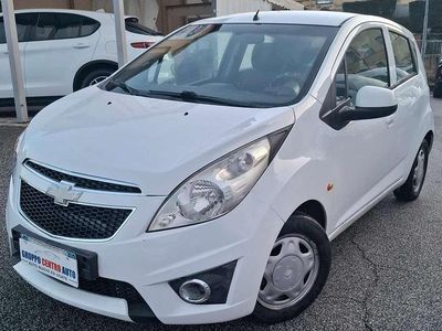 Usata Chevrolet Spark 68 CV (50 kW) 2011 Bianco Utilitaria