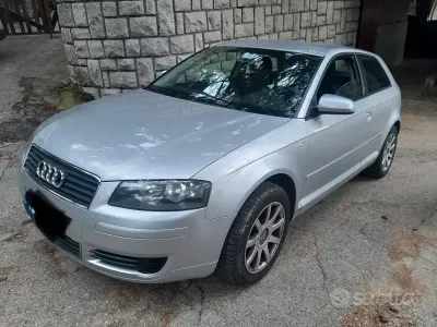 Usata Audi A3 102 CV (75 kW) 2004 Grigio Utilitaria