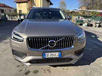 Usado Volvo XC90 Momentum 235 HP (172 kW) 2021 SUV