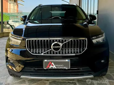 Usata Volvo XC40 129 CV (94 kW) 2021 Nero SUV
