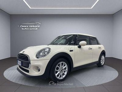 Usata Mini Cooper Clubman Business 95 CV (69 kW) 2017 Beige Station wagon