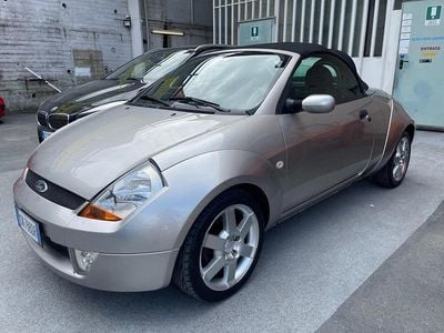 Begagnad Ford StreetKa 95 HK (69 kW) 2004 Silver Cab