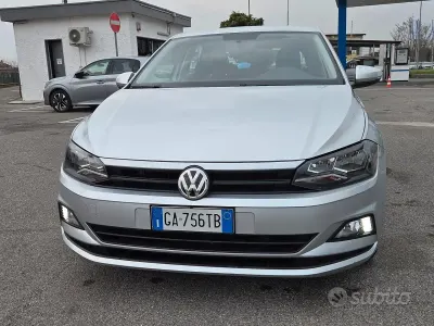 Usata VW Polo Comfortline 90 CV (66 kW) 2020 Grigio Utilitaria