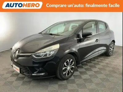 Usata Renault Clio Zen 90 CV (66 kW) 2017 Nero Utilitaria