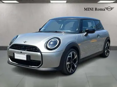 Usata Mini Cooper Classic 156 CV (114 kW) 2024 Melting silver iii Utilitaria