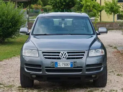 Usata VW Touareg R 174 CV (127 kW) 2004 Grigio SUV