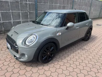 Usata Mini Cooper SD Hype 170 CV (125 kW) 2019 Grigio Utilitaria