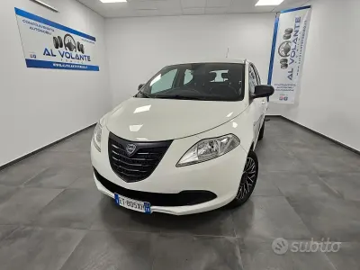 Usata Lancia Ypsilon S 69 CV (50 kW) 2013 Bianco Utilitaria