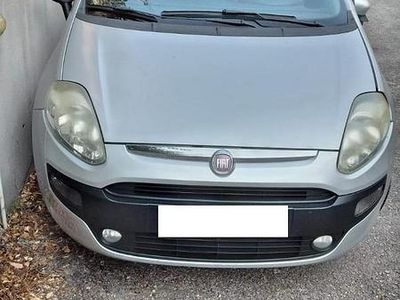 Usata Fiat Punto 65 CV (47 kW) 2012 Grigio Utilitaria