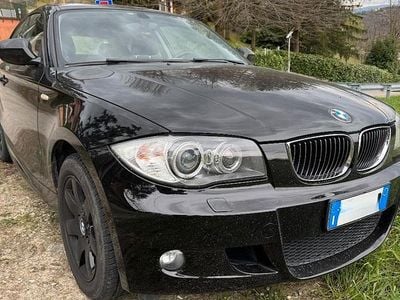 Begagnad BMW 118 M Sport 143 HK (105 kW) 2010 Svart Halvkombi