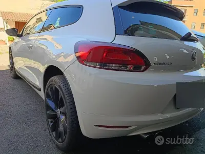 Usata VW Scirocco 140 CV (102 kW) 2009 Bianco Coupé
