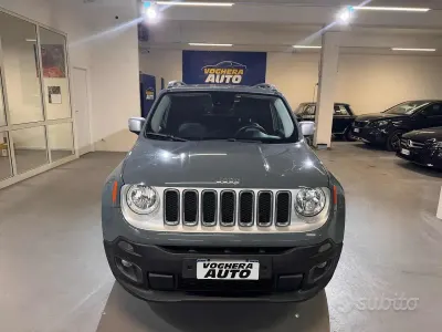 Usata Jeep Renegade Limited 140 CV (102 kW) 2017 Grigio SUV