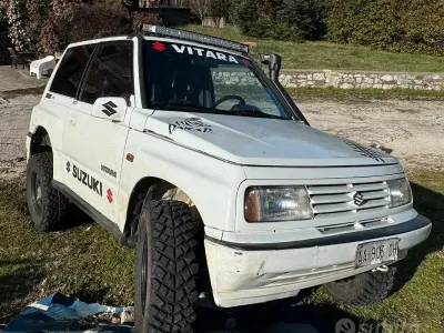 Usata Suzuki Vitara 96 CV (70 kW) 1994 Bianco SUV