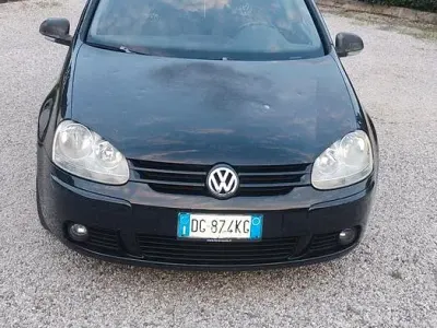 Usata VW Golf V Comfortline 105 CV (77 kW) 2007 Nero Berlina
