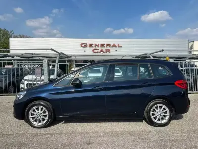 Usata BMW 216 Gran Tourer Sport Line 116 CV (85 kW) 2016 Blu Monovolume