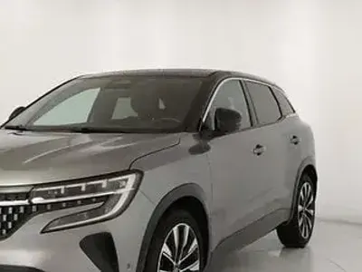 Usata Renault Austral Techno 199 CV (146 kW) 2023 Grigio SUV