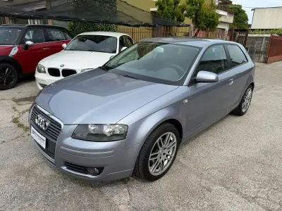 Usado Audi A3 105 CV (77 kW) 2007 Azul Utilitario