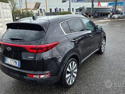 Usata Kia Carens 115 CV (84 kW) 2017 Nero Monovolume