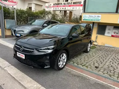 Usata Opel Corsa Edition 101 CV (74 kW) 2021 Nero Utilitaria