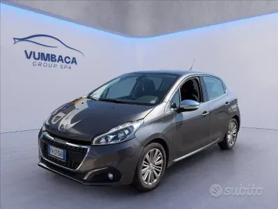 Begagnad Peugeot 208 Allure 99 HK (72 kW) 2019 Grå Halvkombi