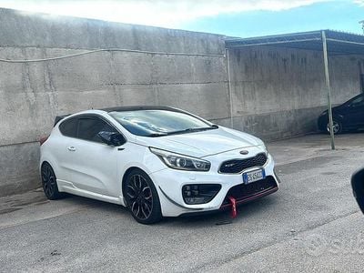 Usata Kia Ceed GT GT 204 CV (150 kW) 2013 Bianco Coupé
