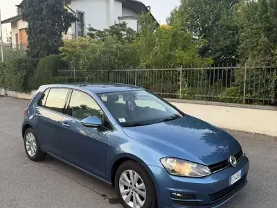 Usata VW Golf VII Comfortline 105 CV (77 kW) 2013 Berlina