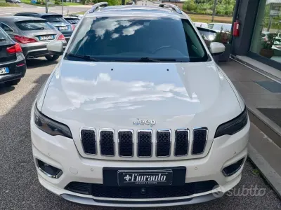 Usata Jeep Cherokee Overland 194 CV (142 kW) 2019 Bianco SUV
