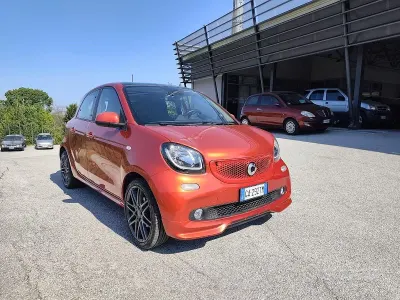 Usata Smart ForFour Brabus 90 CV (66 kW) 2019 Bordeaux met Utilitaria