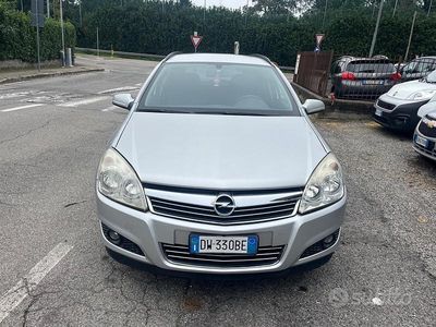 Usata Opel Astra 116 CV (85 kW) 2009 Grigio Station wagon