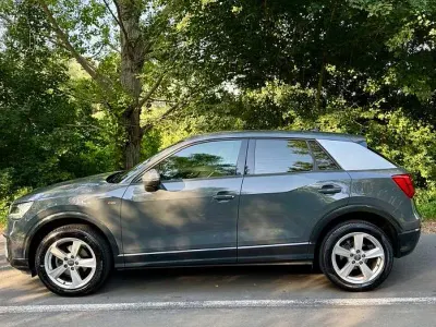 Usata Audi Q2 S-Line 116 CV (85 kW) 2020 Grigio SUV