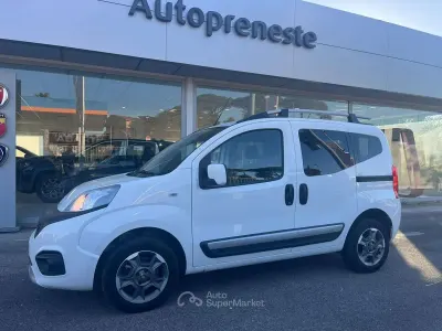 Usata Fiat Qubo Trekking 80 CV (58 kW) 2022 Bianco Monovolume