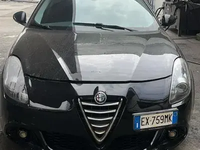 Usata Alfa Romeo Giulietta 120 CV (88 kW) 2014 Nero Utilitaria