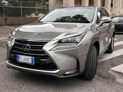 Lexus NX300h