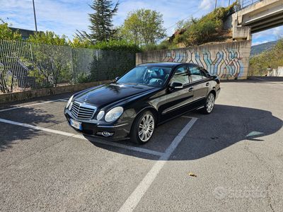 Mercedes E320
