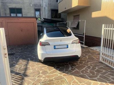 Usata Tesla Model Y 250 kW (340 CV) 2022 Bianco SUV