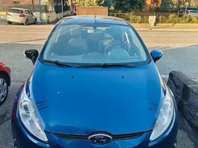Usata Ford Fiesta 97 CV (71 kW) 2009 Berlina