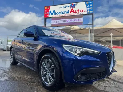Usata Alfa Romeo Stelvio Super 160 CV (117 kW) 2022 Blu SUV
