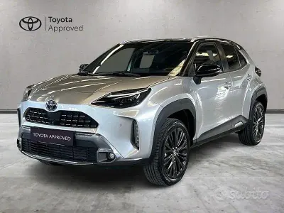 Usata Toyota Yaris Cross 116 CV (85 kW) 2022 Rosso SUV