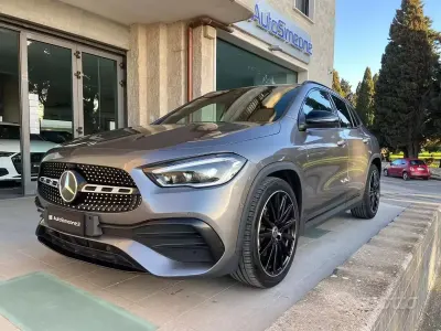 Usata Mercedes GLA200 Premium 150 CV (110 kW) 2021 Grigio scuro SUV